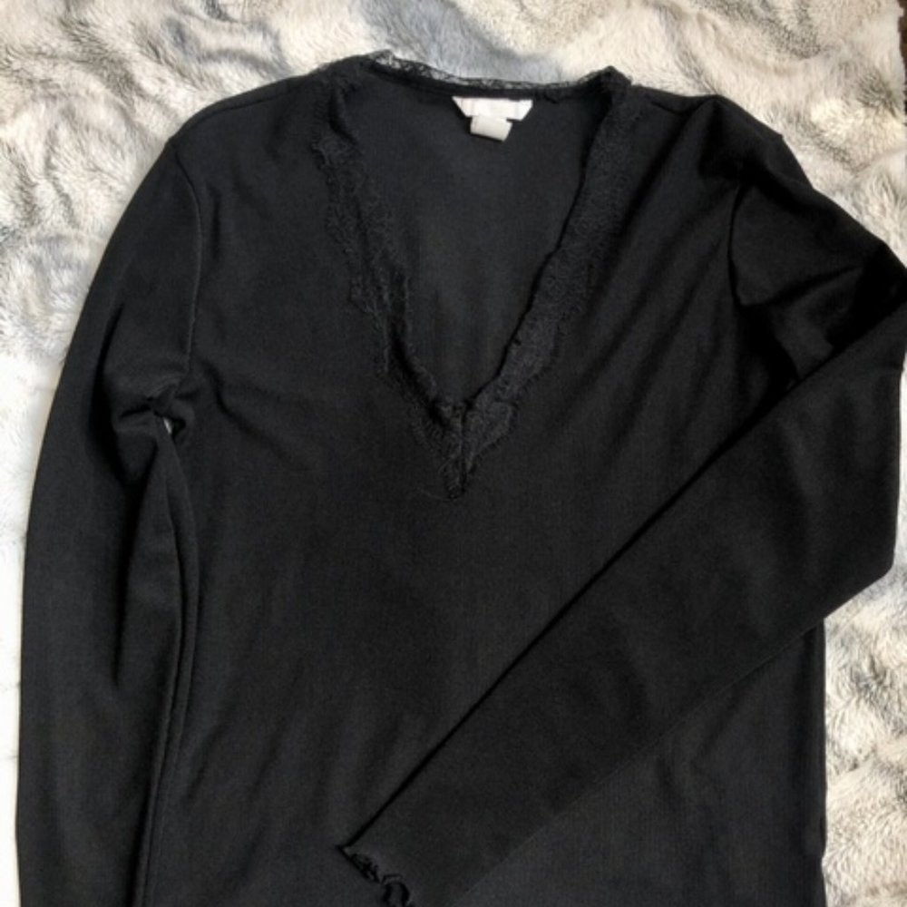 H&M Black Lace-Trimmed V-neck